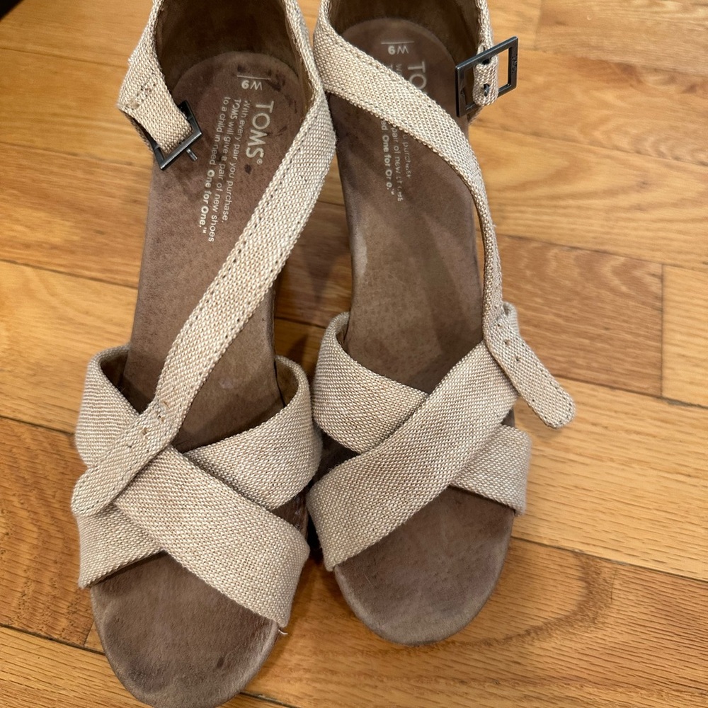 Toms Tan Wedge Sandals with Crisscross Straps
